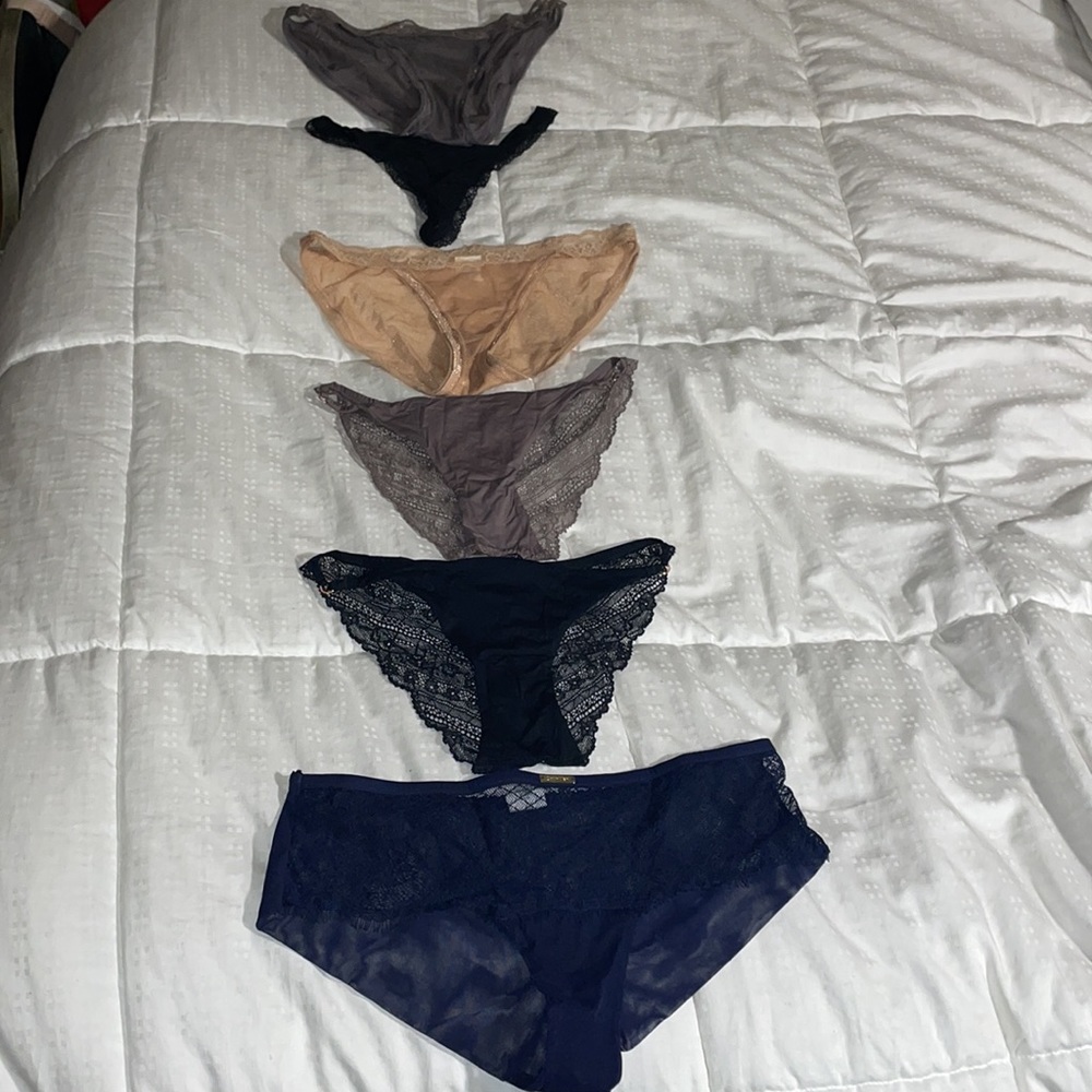 🌸6 Calvin Klein new or worn maybe few hours each max sz S